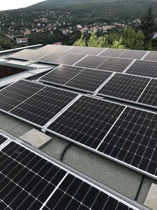 11,1kWp napelem rendszer kivitelezés Pécs